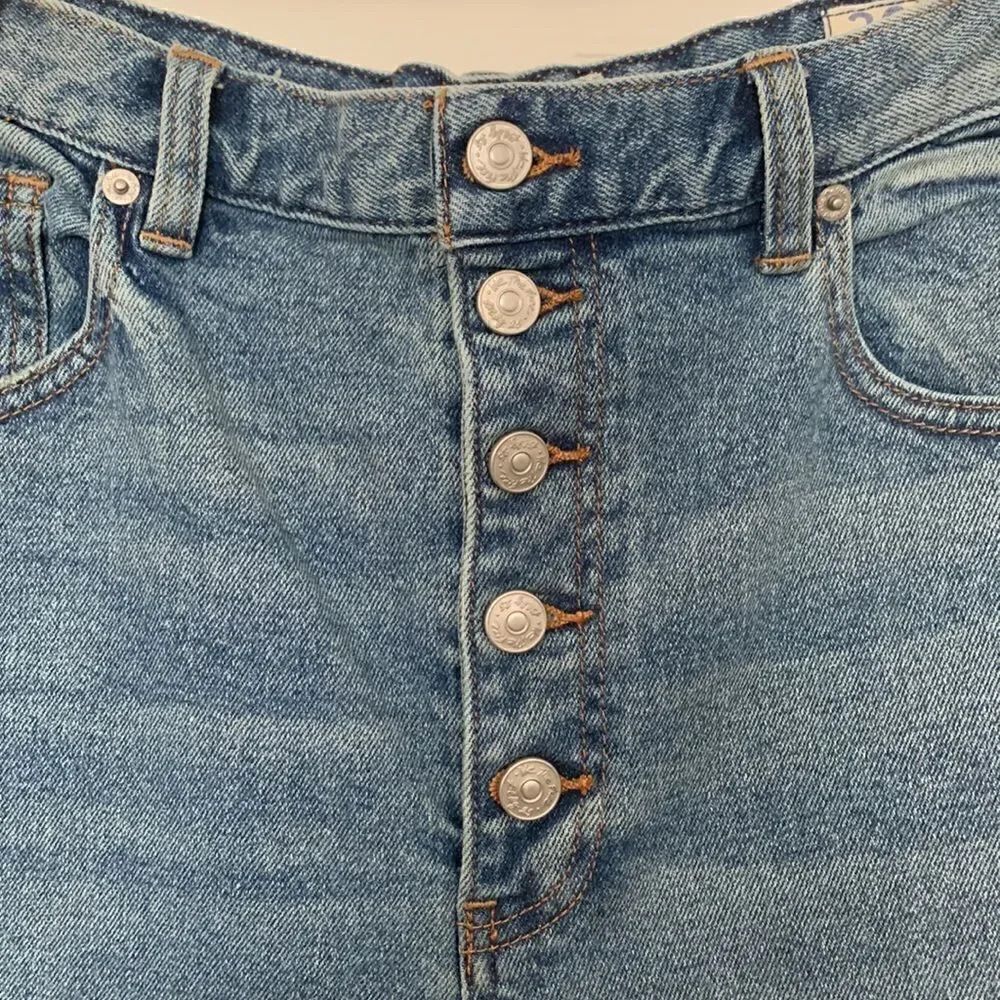 We The Free Button Front High Rise Jeans - Picture 5 of 6